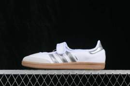 Picture of Adidas Samba _SKUfw23731658783682523fw